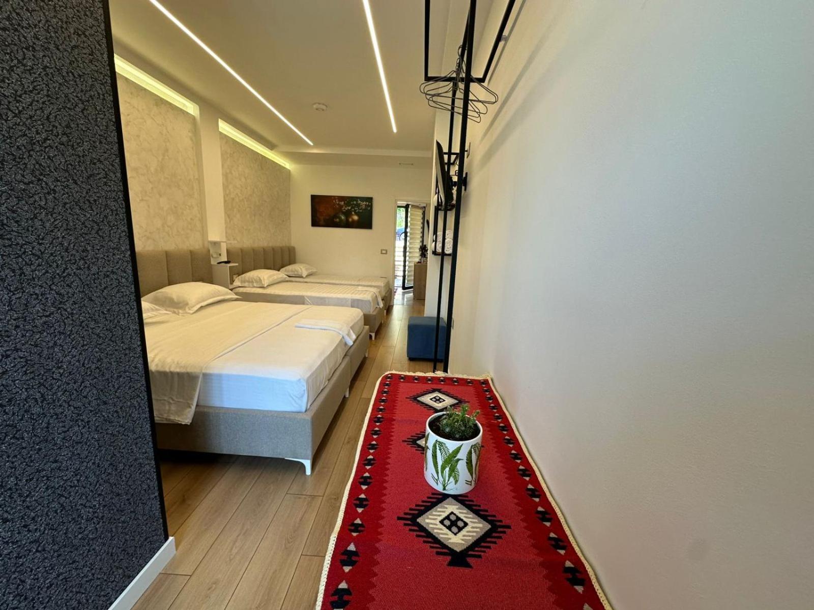 Hotel Europa Krujë Extérieur photo