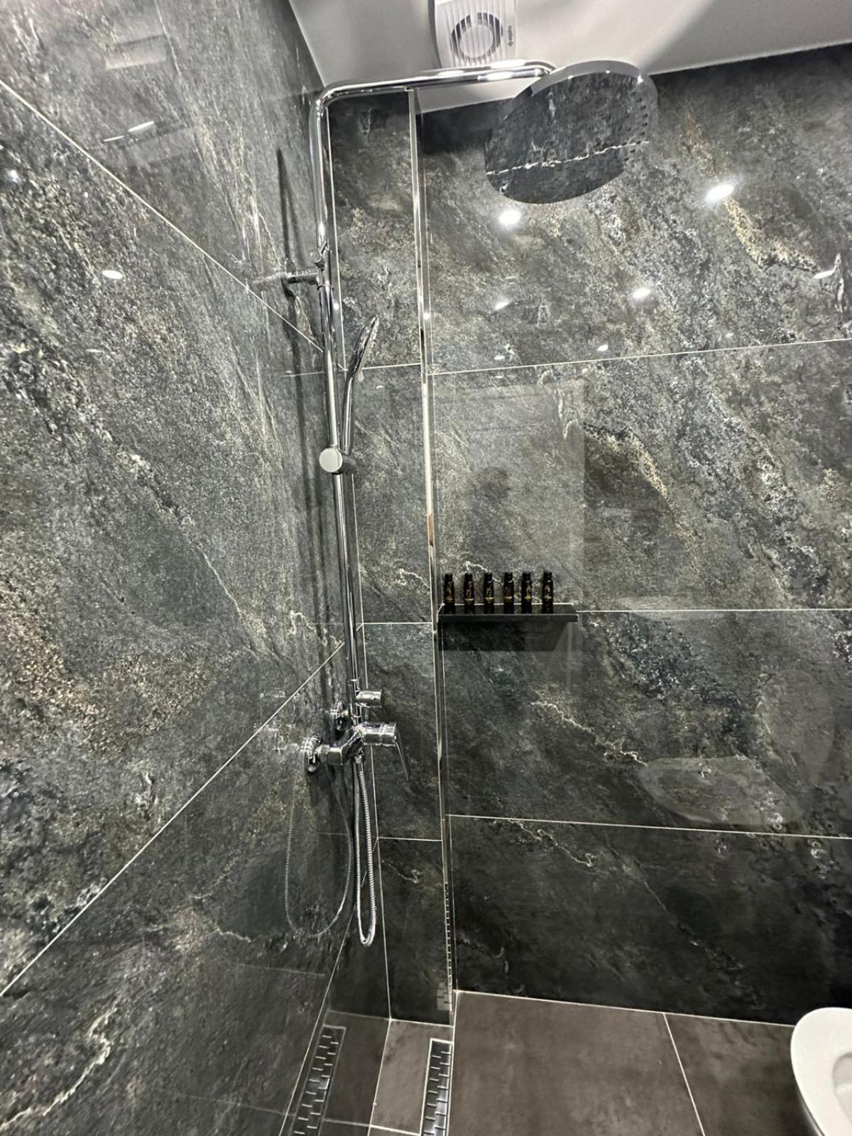 Hotel Europa Krujë Extérieur photo